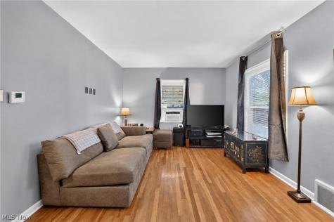 792 Caddo Avenue Akron OH 44305