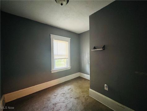 13809 Beachwood Avenue Cleveland OH 44105