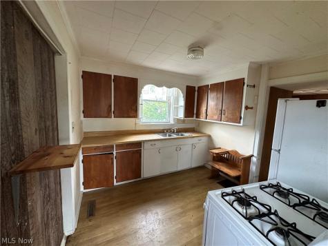 102 Summerset Drive Marietta OH 45750