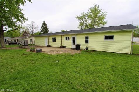 2042 Byron Drive Brunswick OH 44212