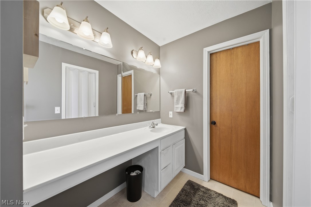1040 Lanedale Street NW Massillon OH 44647