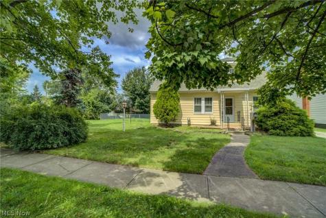 4312 Kenmore Avenue Parma OH 44134