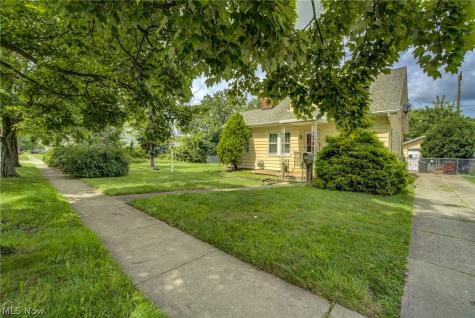 4312 Kenmore Avenue Parma OH 44134