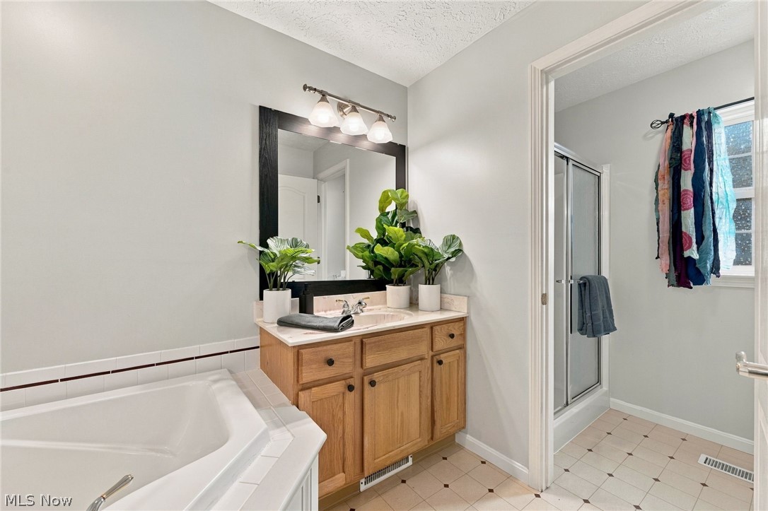 384 Clearbrook Drive Avon Lake OH 44012
