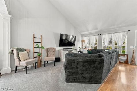 384 Clearbrook Drive Avon Lake OH 44012