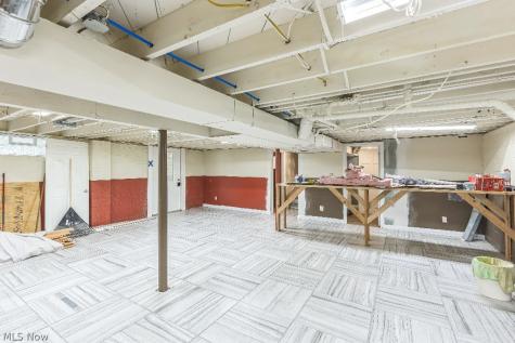 7185 Maple Street Mentor OH 44060
