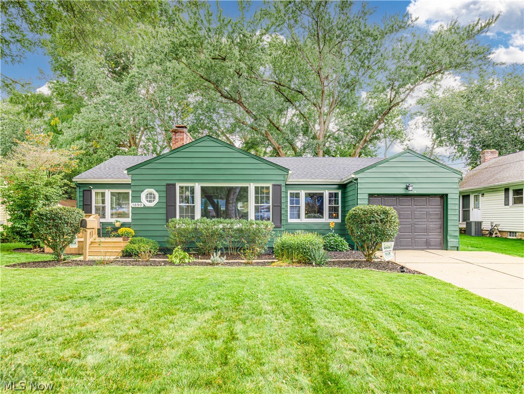 1890 Kingsley Avenue Akron OH 44313