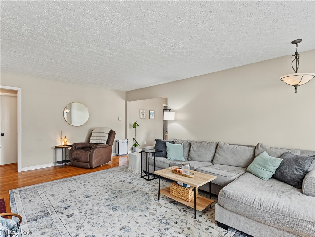 1890 Kingsley Avenue Akron OH 44313