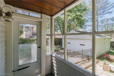 2658 Queenston Road Cleveland Heights OH 44118
