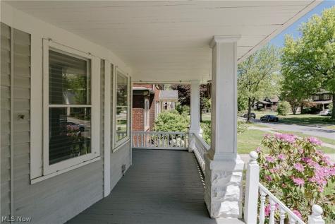 2658 Queenston Road Cleveland Heights OH 44118