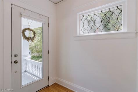 2658 Queenston Road Cleveland Heights OH 44118