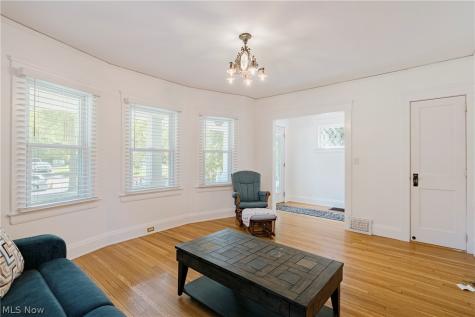 2658 Queenston Road Cleveland Heights OH 44118