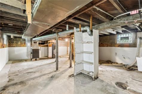 897 Polk Avenue Akron OH 44314