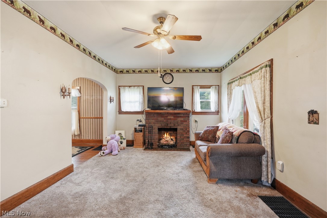 421 Riverside Drive Loudonville OH 44842