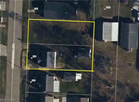 224 Pennsylvania Avenue Louisville OH 44641