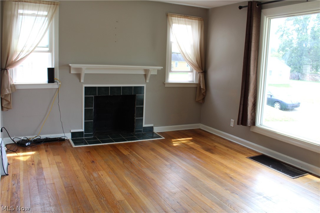 224 Pennsylvania Avenue Louisville OH 44641