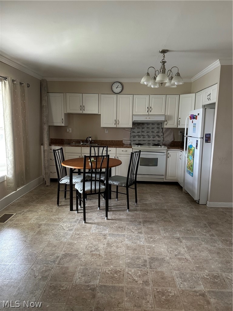 207 South Sycamore Woodsfield OH 43793