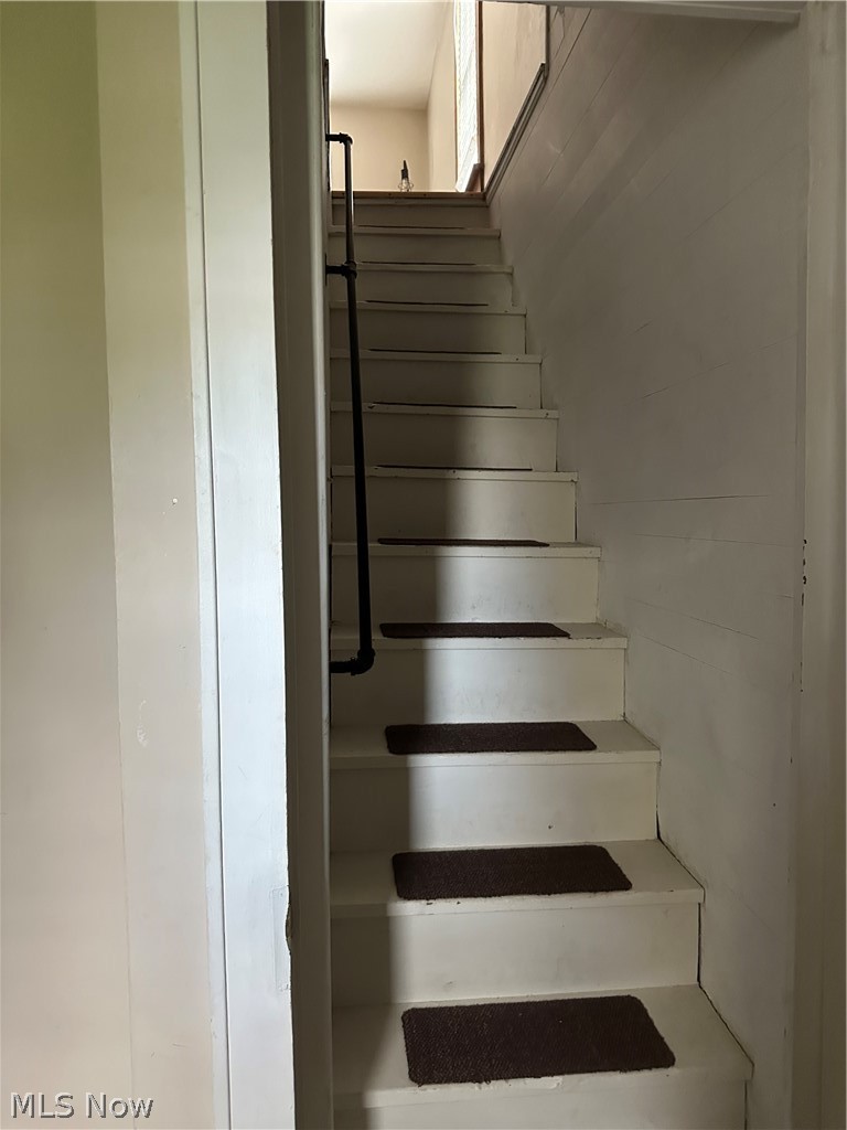 207 South Sycamore Woodsfield OH 43793