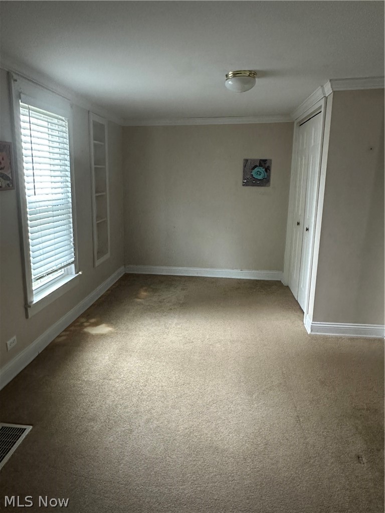 207 South Sycamore Woodsfield OH 43793