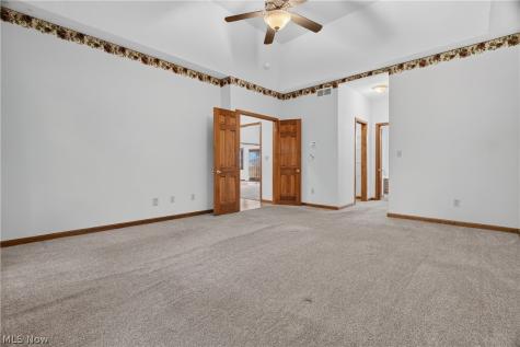 612 Bayberry Road Lorain OH 44053