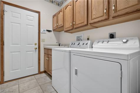 612 Bayberry Road Lorain OH 44053