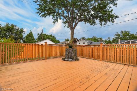 612 Bayberry Road Lorain OH 44053