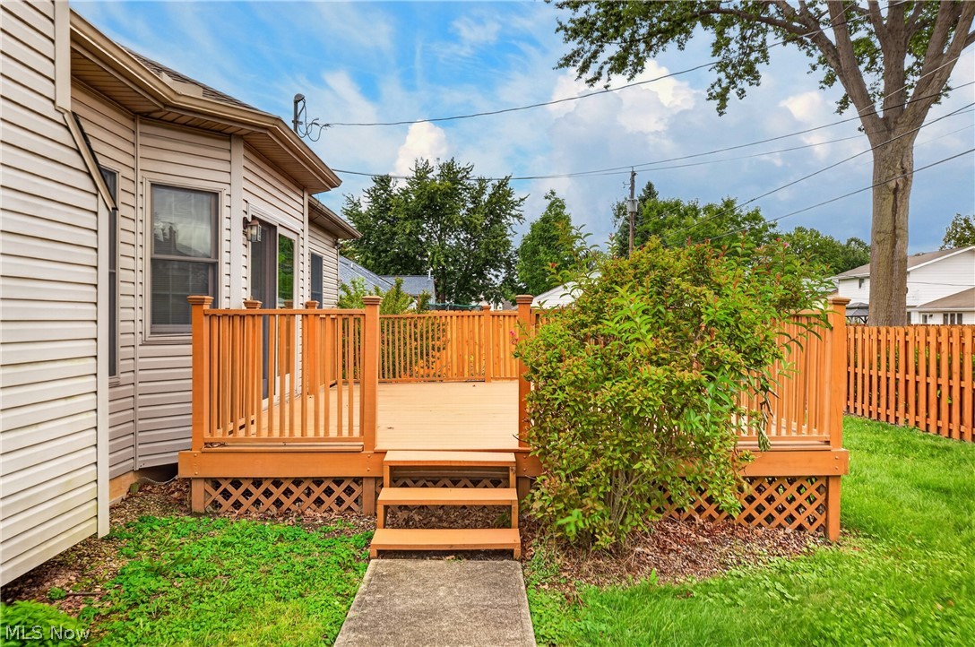 612 Bayberry Road Lorain OH 44053