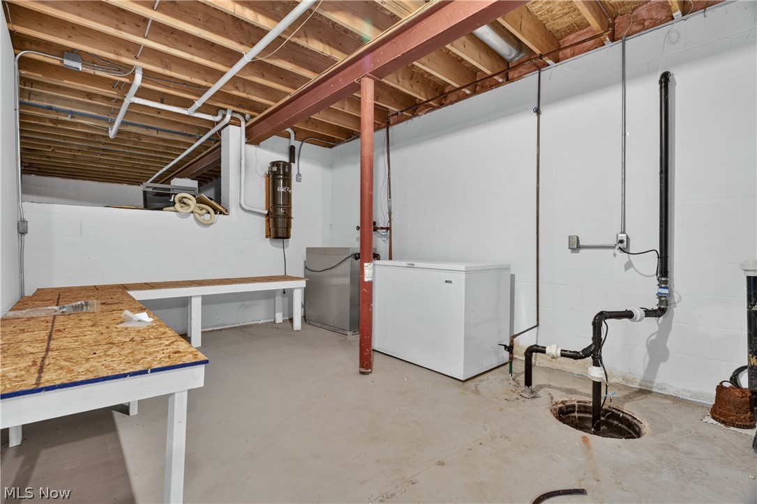 612 Bayberry Road Lorain OH 44053