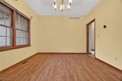 612 Bayberry Road Lorain OH 44053