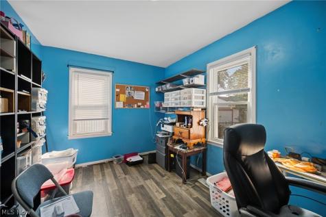 634 Elbur Avenue Akron OH 44306