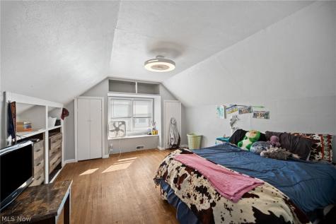 634 Elbur Avenue Akron OH 44306