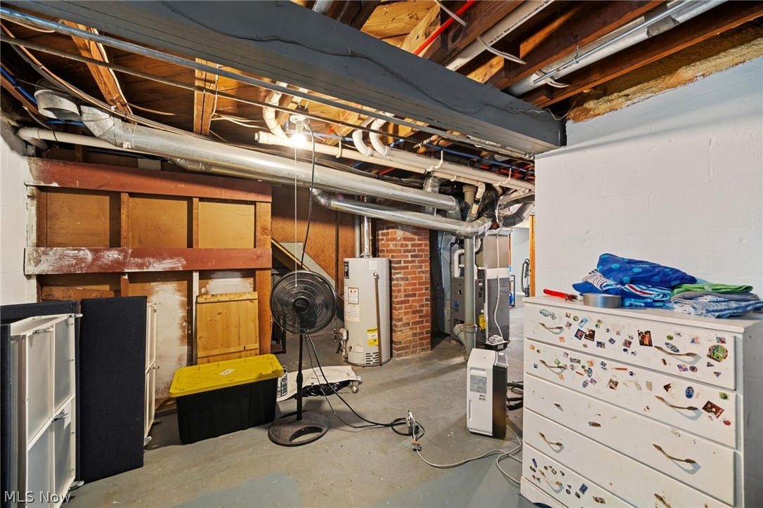634 Elbur Avenue Akron OH 44306