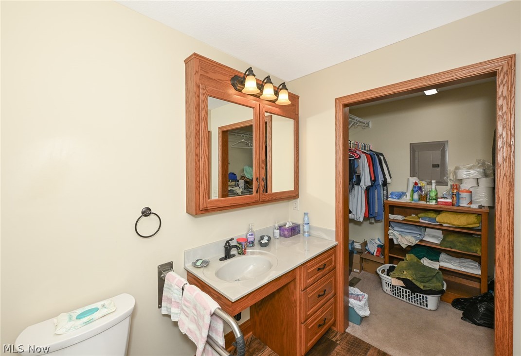 2037 54th Street NE Canton OH 44705