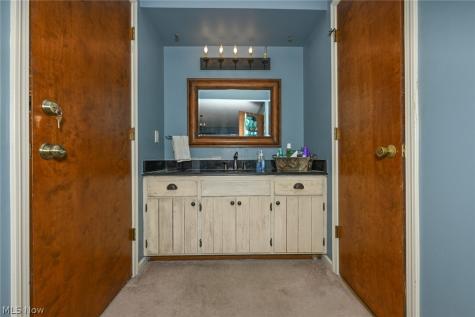 2037 54th Street NE Canton OH 44705
