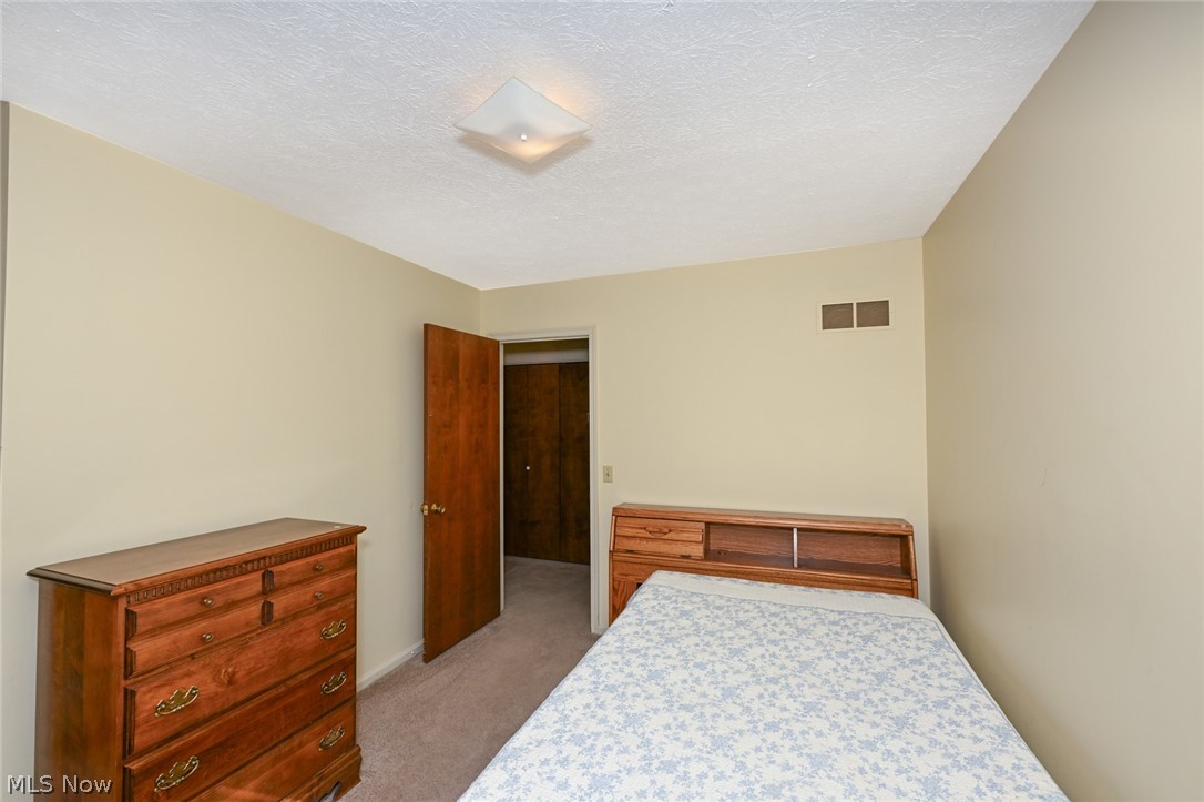 2037 54th Street NE Canton OH 44705