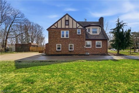 45 Chatfield Drive Painesville OH 44077