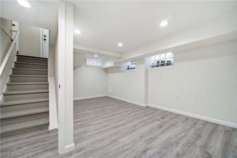 45 Chatfield Drive Painesville OH 44077