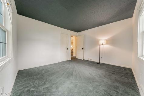 18690 Inglewood Avenue Rocky River OH 44116
