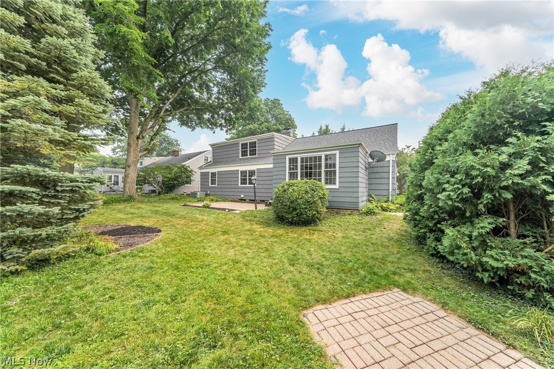 18690 Inglewood Avenue Rocky River OH 44116