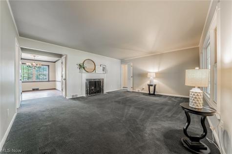 18690 Inglewood Avenue Rocky River OH 44116