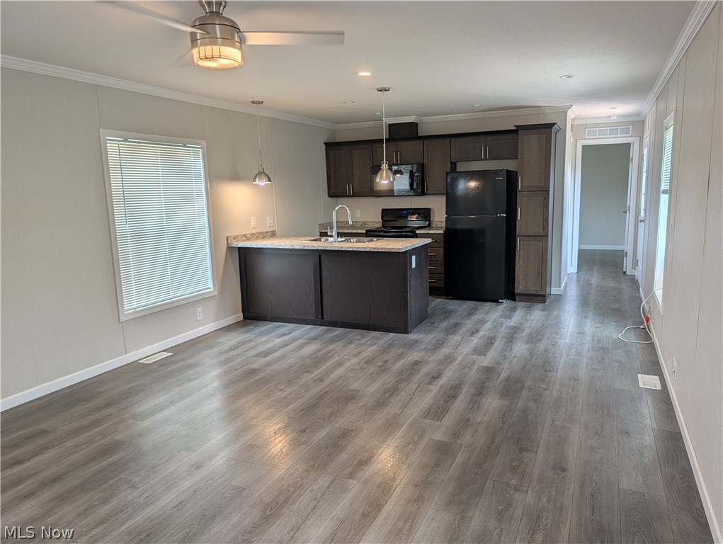 230 Edgecliff Circle W Elyria OH 44035