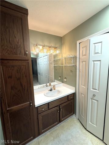3487 Nantucket Cove Brunswick OH 44212