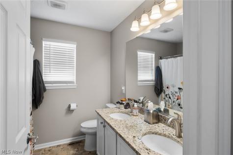 546 Brookstone Court Copley OH 44321
