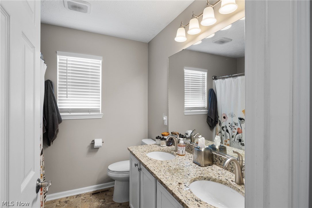 546 Brookstone Court Copley OH 44321