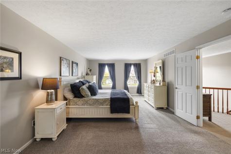 546 Brookstone Court Copley OH 44321
