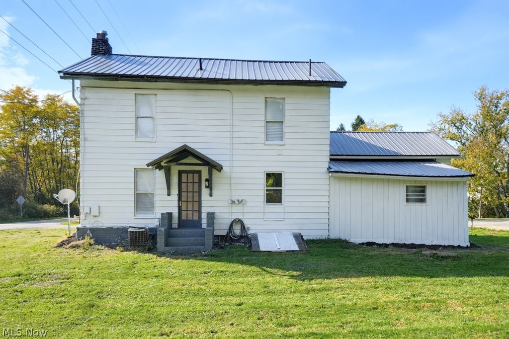 5013 King Graves Road Vienna OH 44473