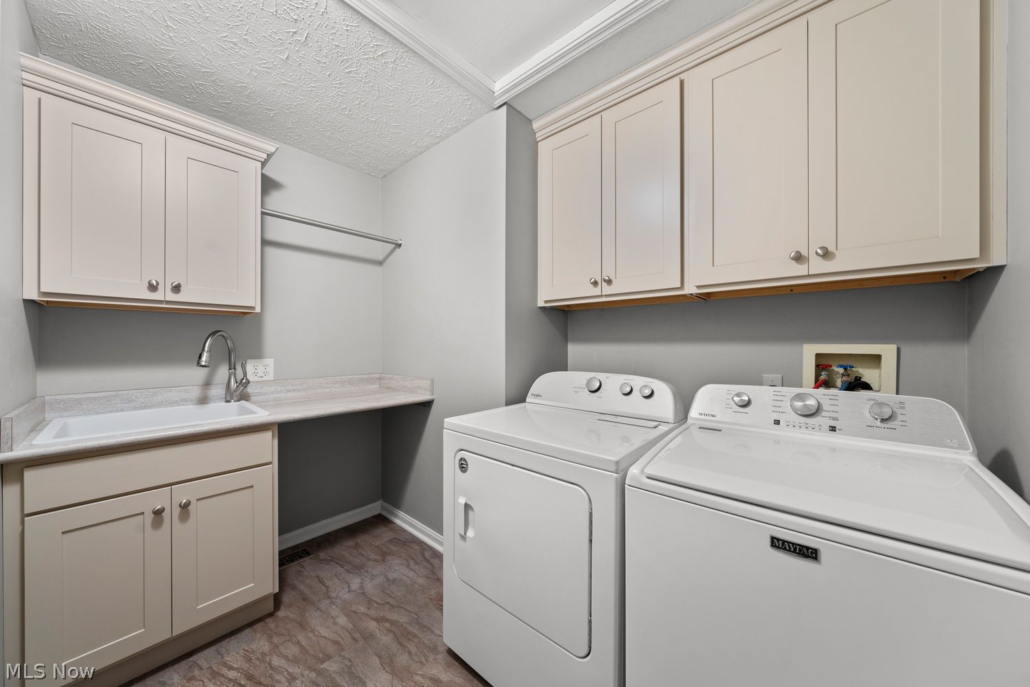 6009 Nicholson Drive Hudson OH 44236