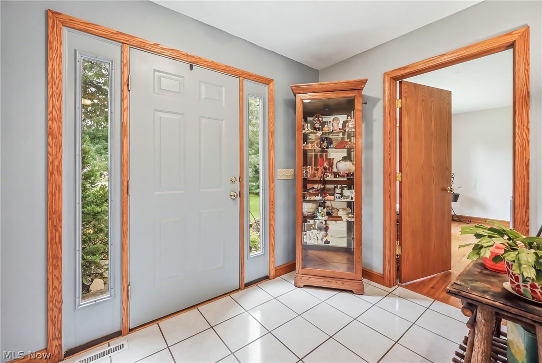9945 Ginger Hill Road New Middletown OH 44442