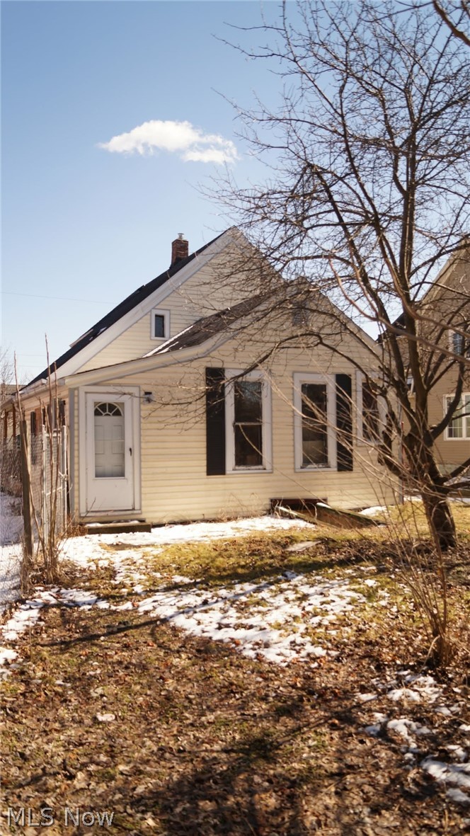 858 May Street Akron OH 44311