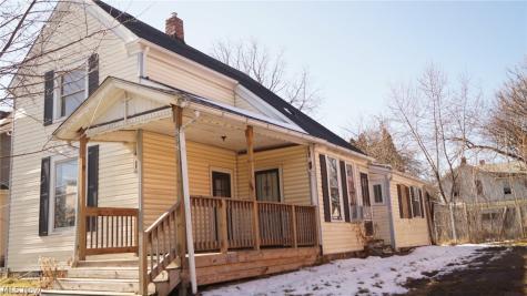 858 May Street Akron OH 44311